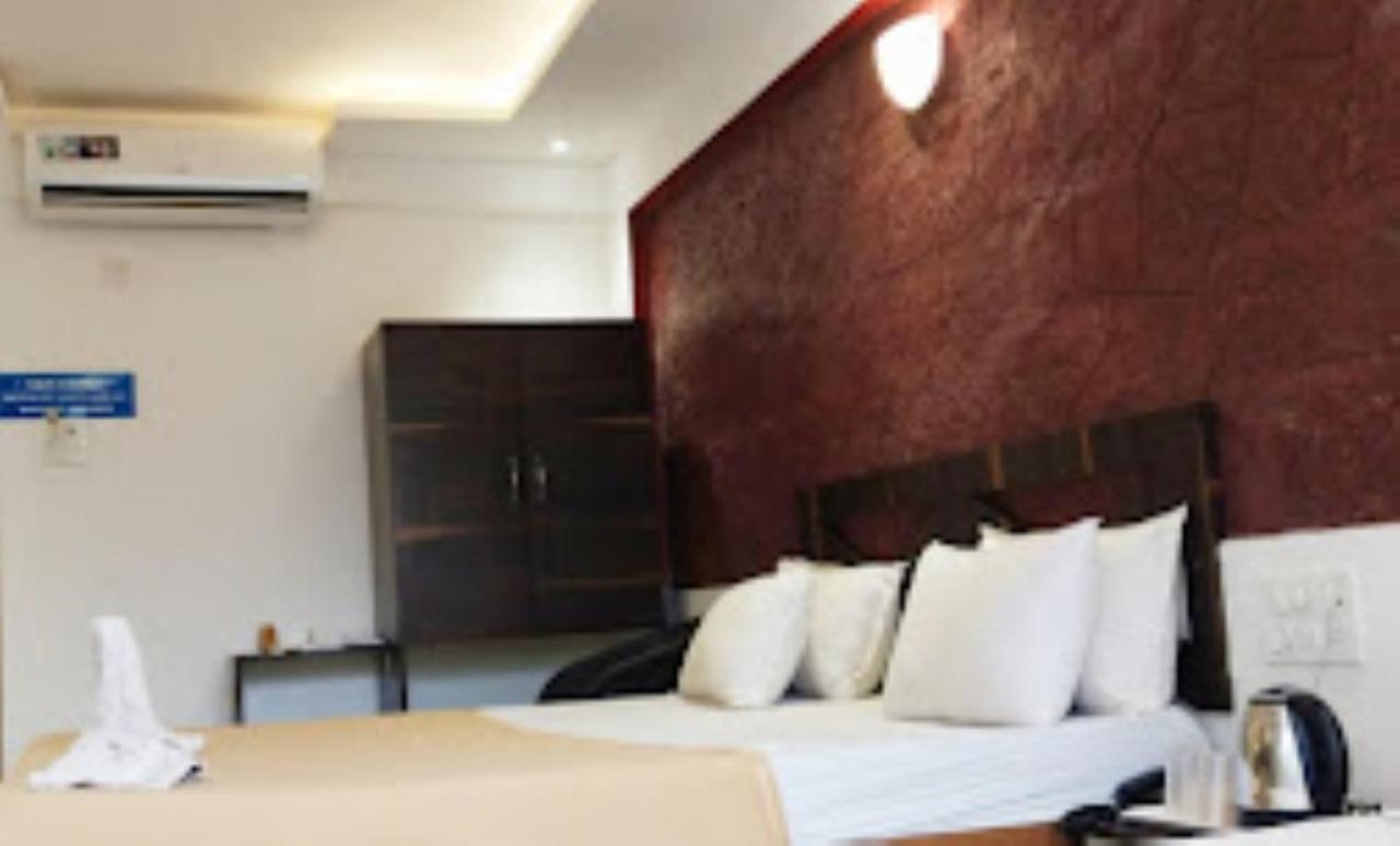 Blue Sea Beach Resort Малван Экстерьер фото