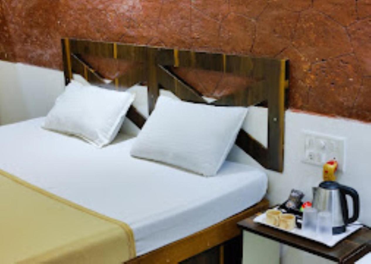 Blue Sea Beach Resort Малван Экстерьер фото